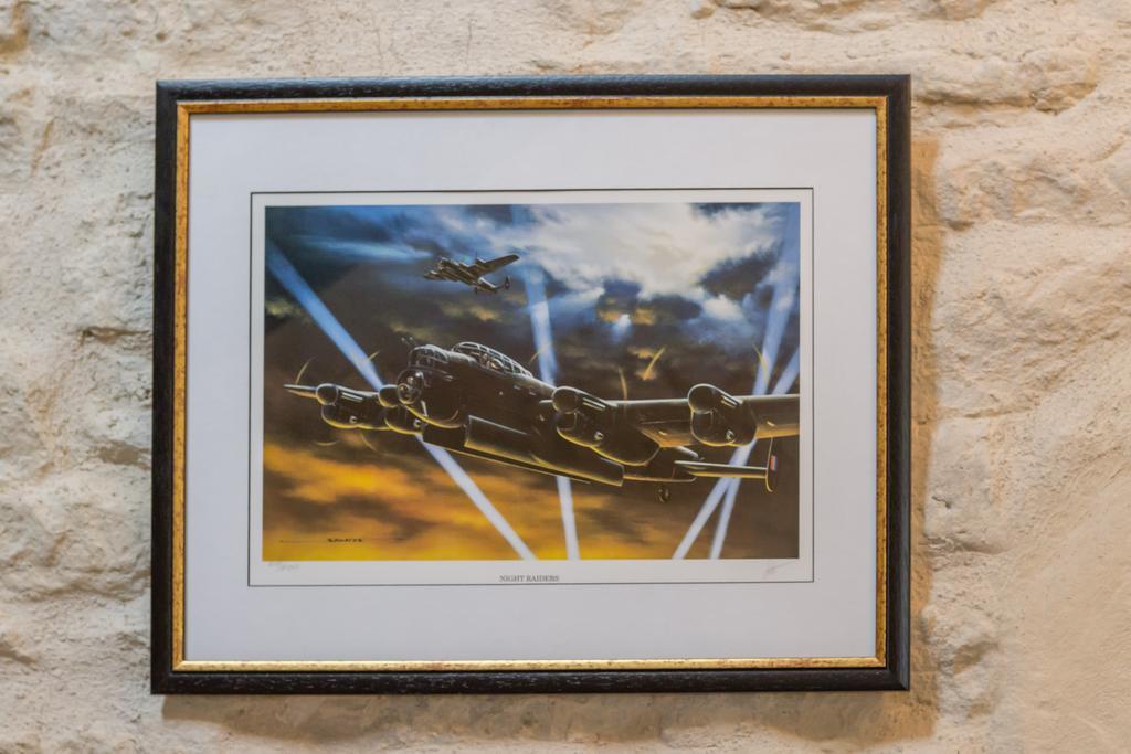 Dday Aviators Hotell Arromanches-les-Bains Exteriör bild